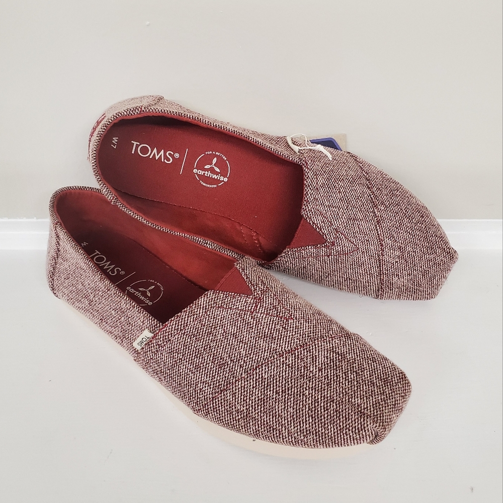 Womens Tom's Alpargata shoes size W7